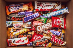 chips chocolate supermarket